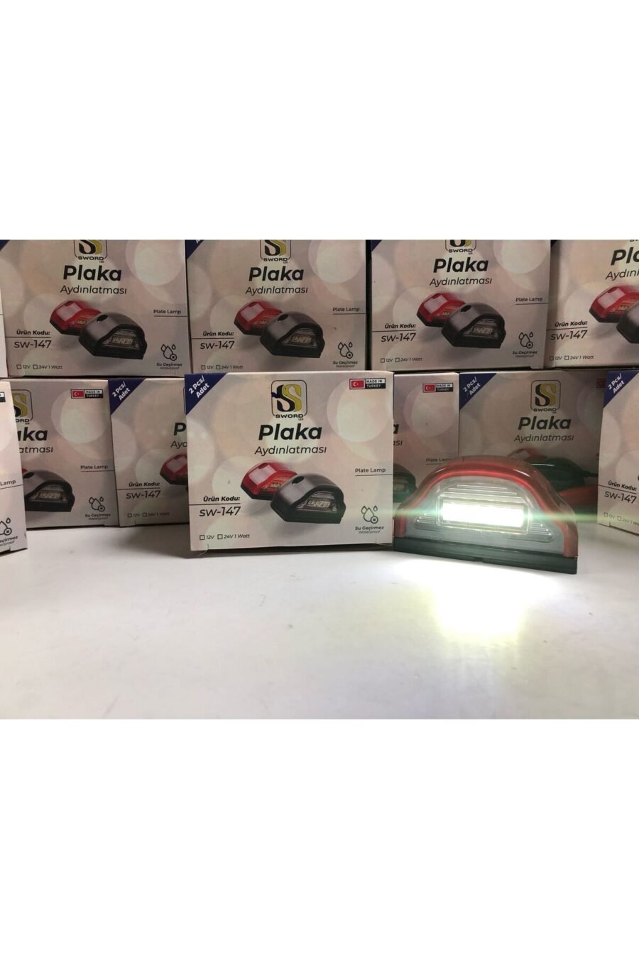 1_org_zoom-175.jpg Plaka Lambası 12-24 Volt Kırmızı