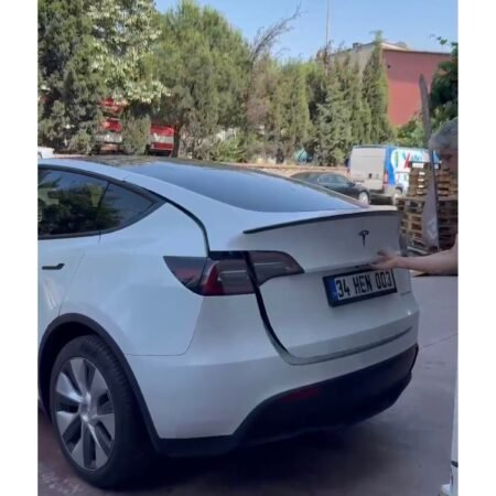 30 Litre Çift Kapaklı Oto Buzdolabı (tesla Model)