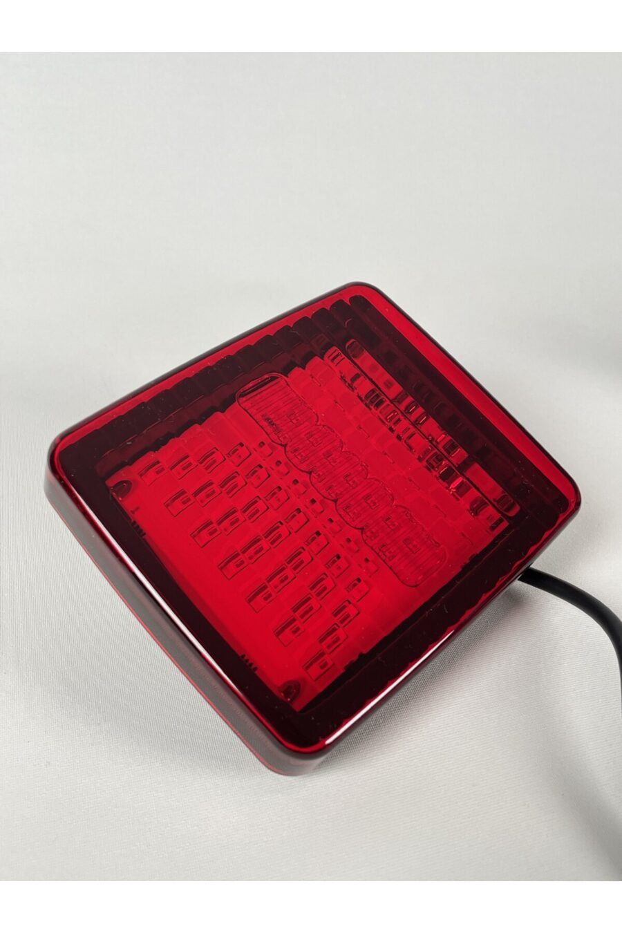 Kare Ledli Stop Lamba Kırmızı Ekstra İlave Fren-Park İsteyenler için (13CM) (12V-24V)