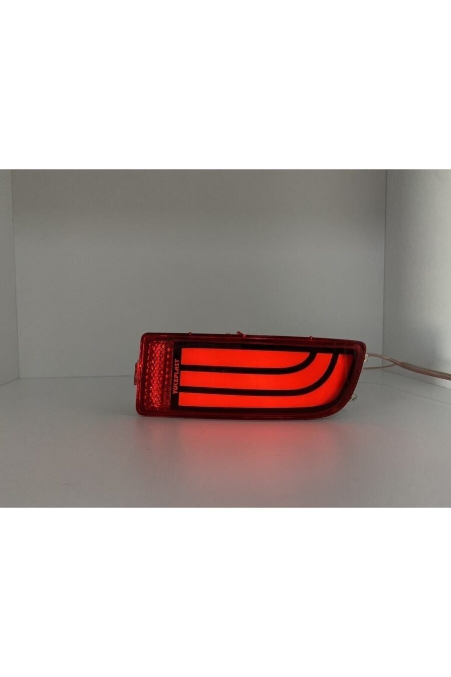 1_org_zoom-1080.jpg Sprinter Crafter Arka Tampon Reflektörü Neonlu (Takım)