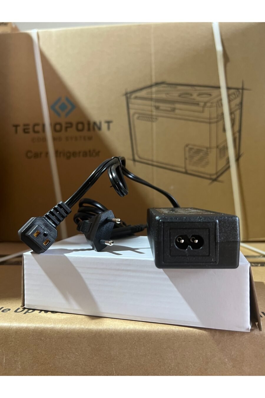 1_org_zoom-646.jpg 220 Volt Buzdolabı Adaptörü Universal