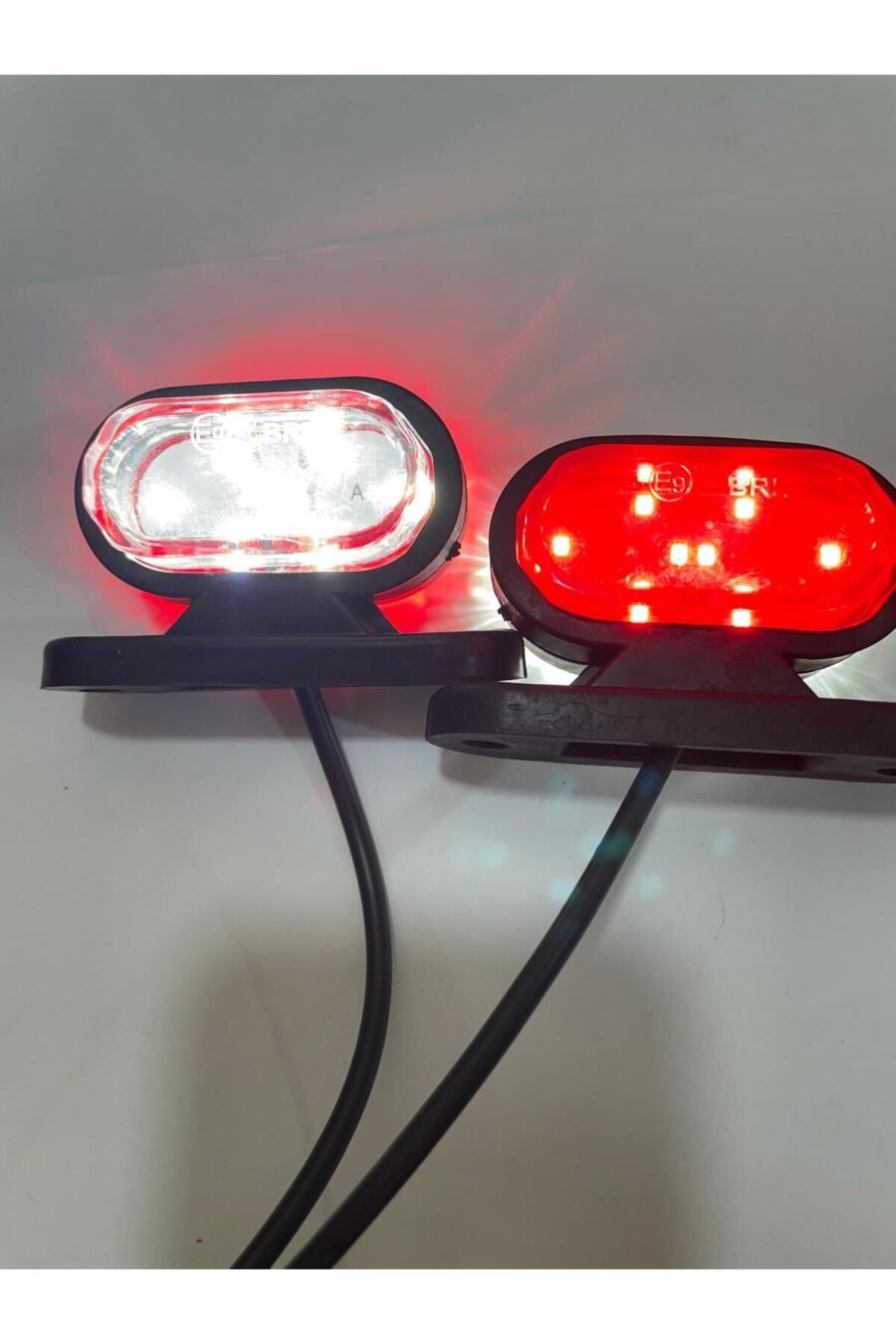 Oval Takoz Lamba 8 Ledli [10ADET] Beyaz-Kırmızı