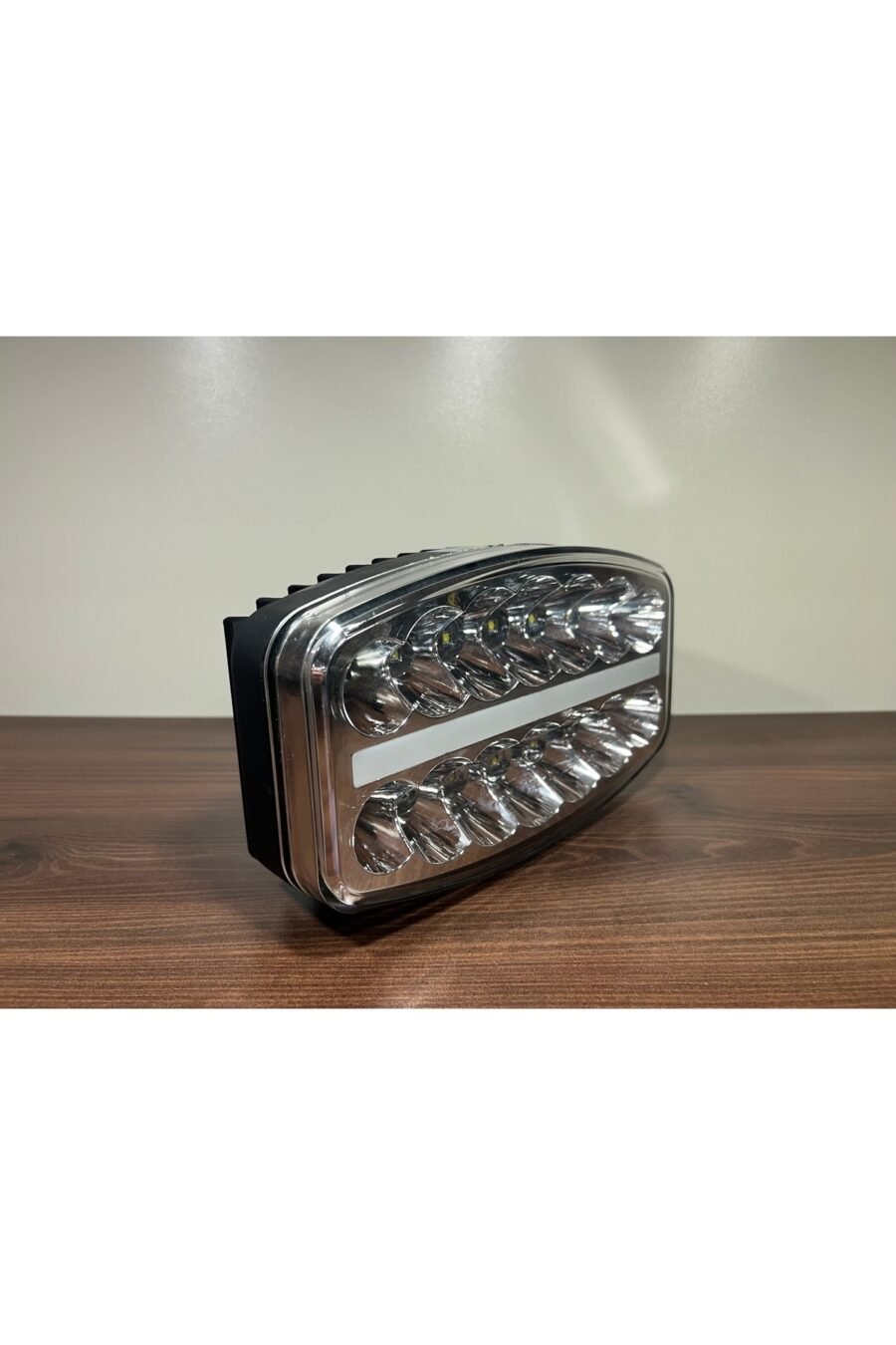 Düz Model Dikdörtgen Sis Lambası Sarı Park Gündüz Aydınlatması 12-24 Volt Uyumludur.